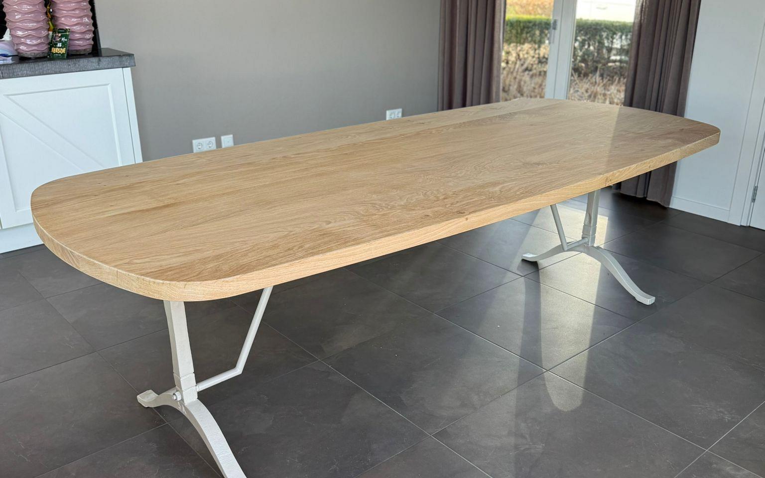Houten tafel op maat kopen