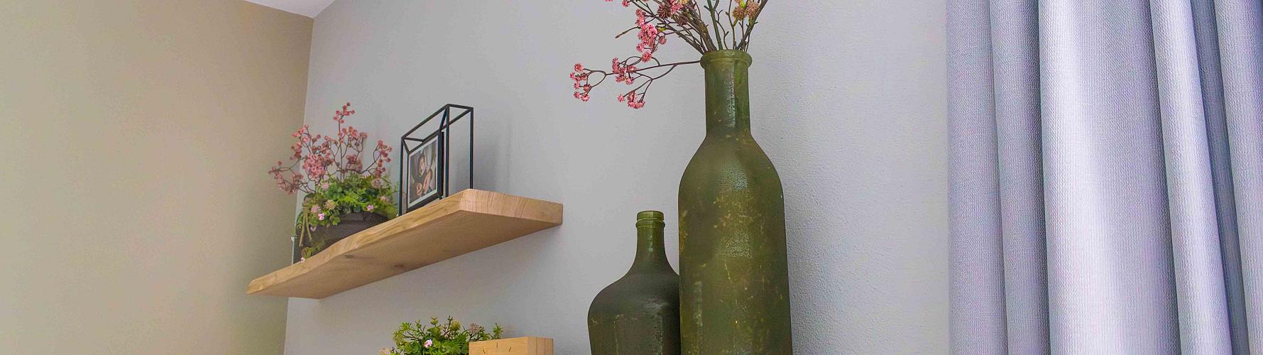 Wandplank met blinde bevestiging